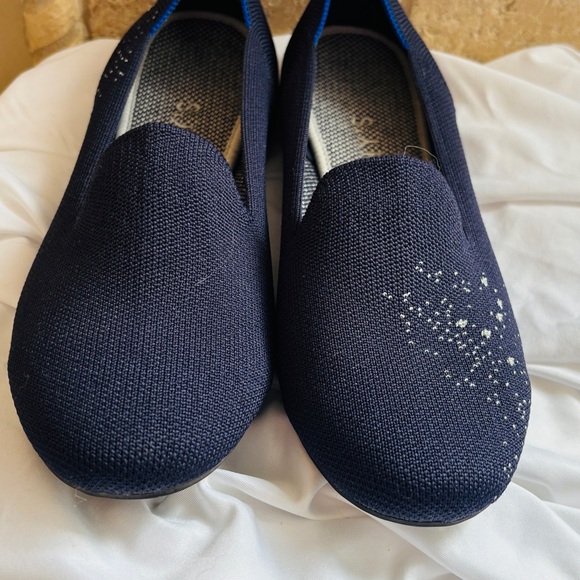 Rothy’s Navy Blue Slip-On Shoes with Libra Sign Women’s Size 7.5 Rothy’s - Picture 2 of 11